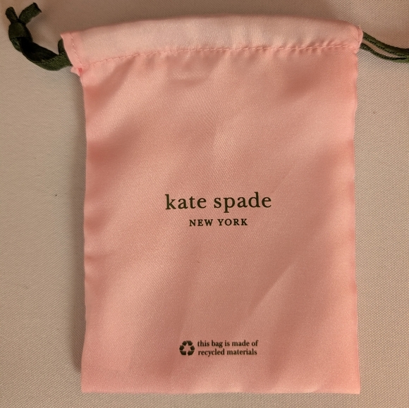 Kate Spade X Disney Lady And Tramp Bifold Wallet NWT - Picture 4 of 4